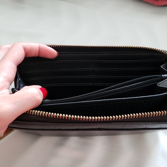 Kate Spade Zip Around Wallet - Picture 10 of 12